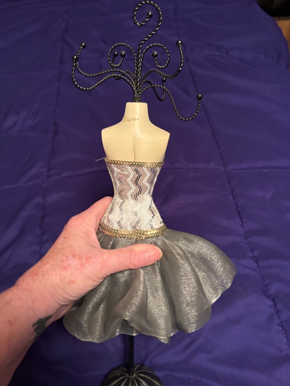 Silver Ruffled Dress Jewelry Bust Display - Picture 6 of 8